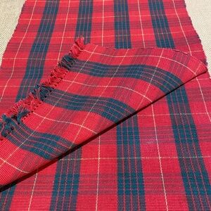 Christmas Placemats Woven Rattan Straw Raffia Set Of 12 Red, Green Traditional